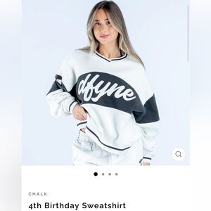 Dfyne Sweatsuit set!